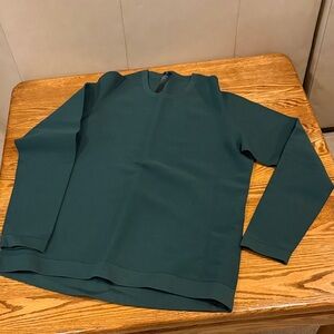 Men’s Lululemon Forest Green Sweater - XL